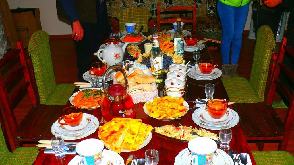 Guest House Qaldea Ушгули Екстериор снимка