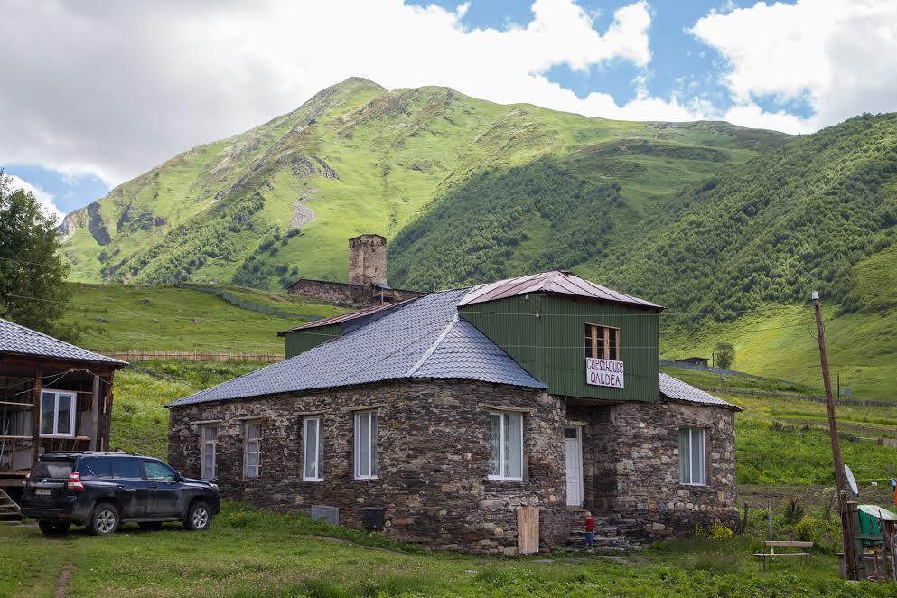 Guest House Qaldea Ушгули Екстериор снимка