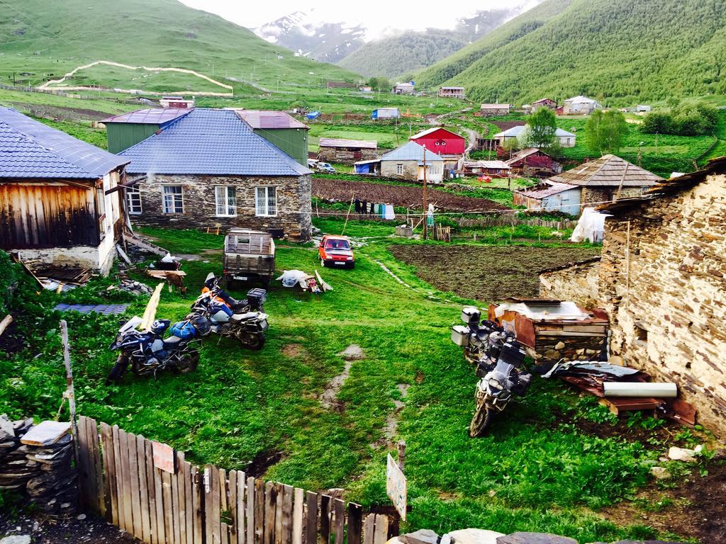 Guest House Qaldea Ушгули Екстериор снимка